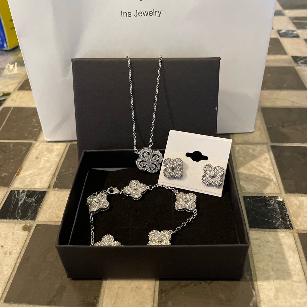 Kokoro Jewelry Sets